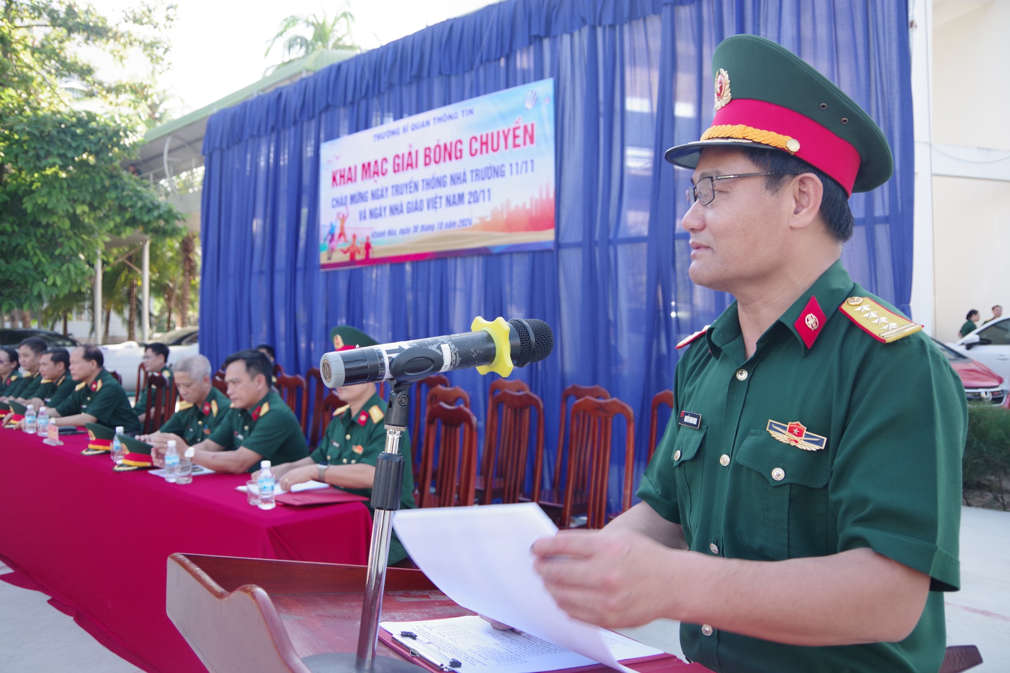 Trường Sĩ quan Thông tin tổ chức Khai mạc giải bóng chuyền