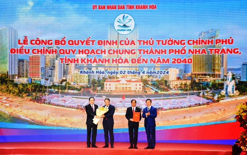 Kỷ niệm 100 năm xây dựng và phát triển thành phố Nha Trang