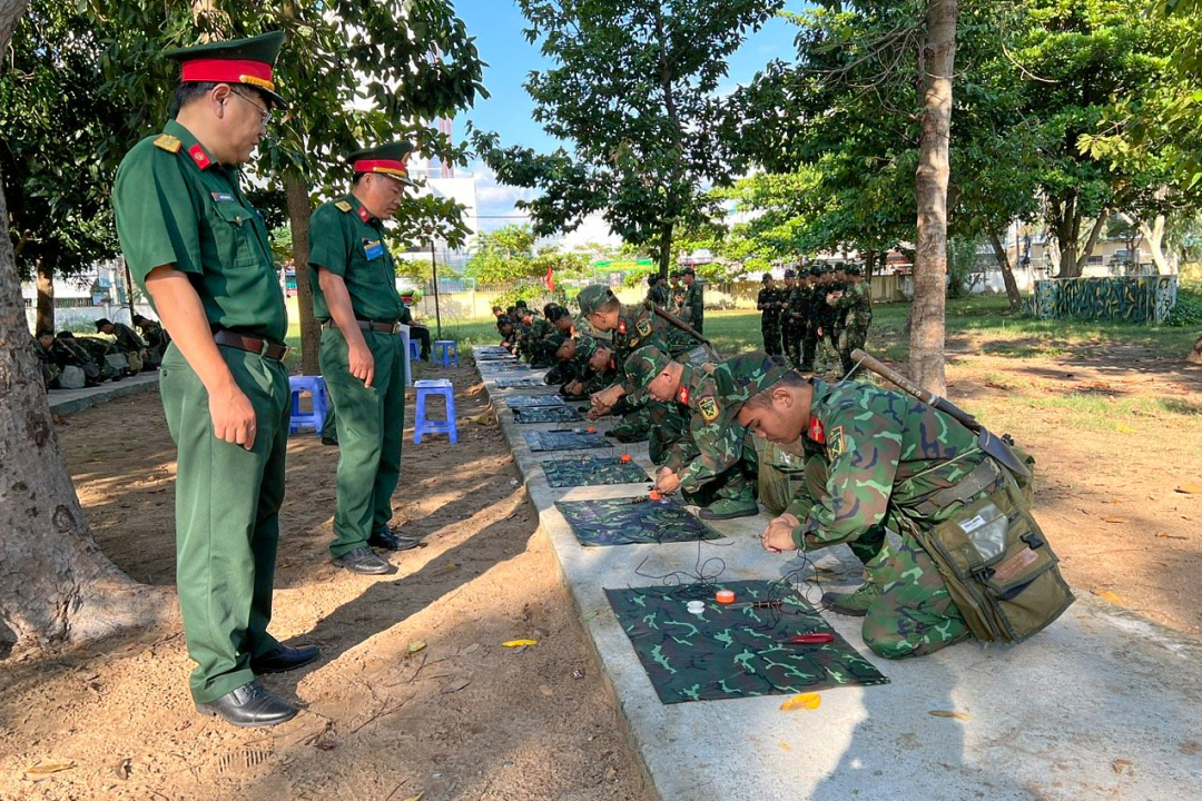 Trường Sĩ quan Thông tin tổ chức các hoạt động chào mừng kỷ niệm 72 năm Ngày truyền thống